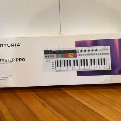 Arturia KeyStep Pro 37-Key MIDI Controller 2020 - Present - White image 2