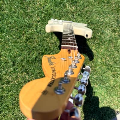 Fender American Performer Stratocaster with Rosewood Fretboard 2018 - Present - Arctic White image 5