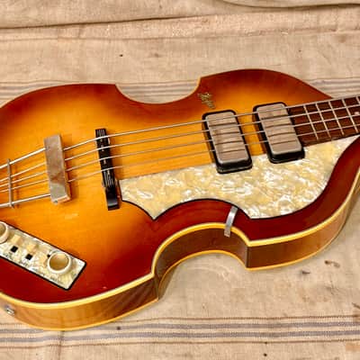 Hofner 500/1 Cavern Bass Vintage '61 Reissue Circa 1998 - Sunburst image 17