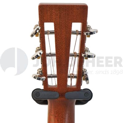 Martin Custom Shop 00-12 fret Mahogany image 11