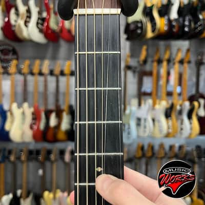 Martin   Hd 28 V Vintage Series image 5