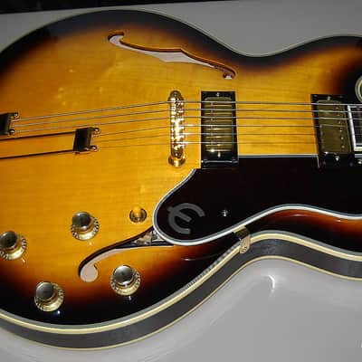 Epiphone Sheraton 1964 Reissue 2000s Vintage Sunburst image 3