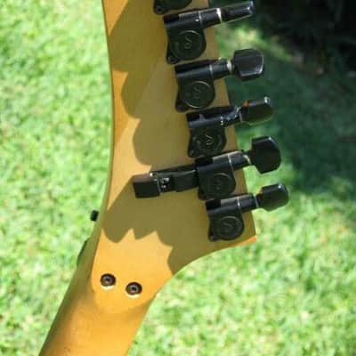 USA Kramer Pacer Deluxe 1985 Candy Apple Red schaller pups floyd rose with freedom hard case image 12