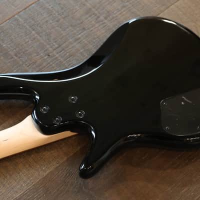 Ibanez Gio Mikro GSRM20 4-String Bass Black + Gig Bag image 14
