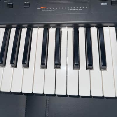 Yamaha MX61 61-Key Digital Synthesizer 2010s - Black image 4