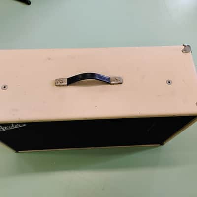 Fender Twin 12" Spkr Cab '61 - '64 - Blond-White image 8