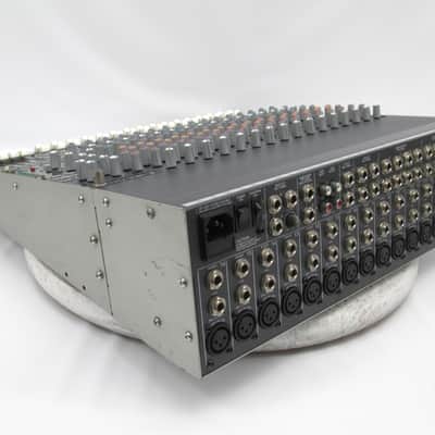 Mackie 1604-VLZ3 16-Channel / 4-Bus Analog Mic / Line Mixer #2565 image 3
