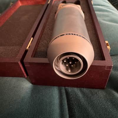 Neumann U 87 Large Diaphragm Multipattern Condenser Microphone 1967 - 1985 - Nickel image 10