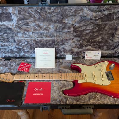 Fender American Elite Stratocaster 2019 Aged Cherry Burst with S1 Switch image 1