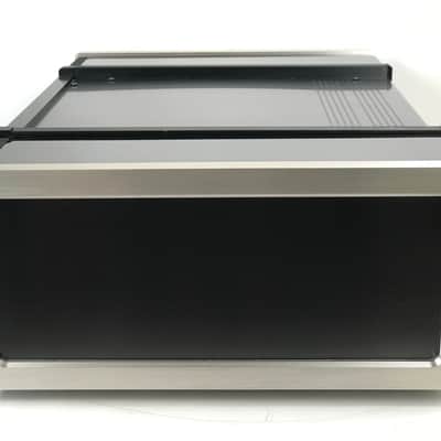 McIntosh McAire Integrated Audio System image 9