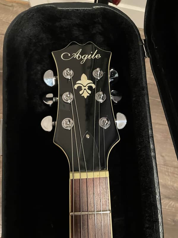 AGILE SG Valkyrie 2000-2005 - Red image 1