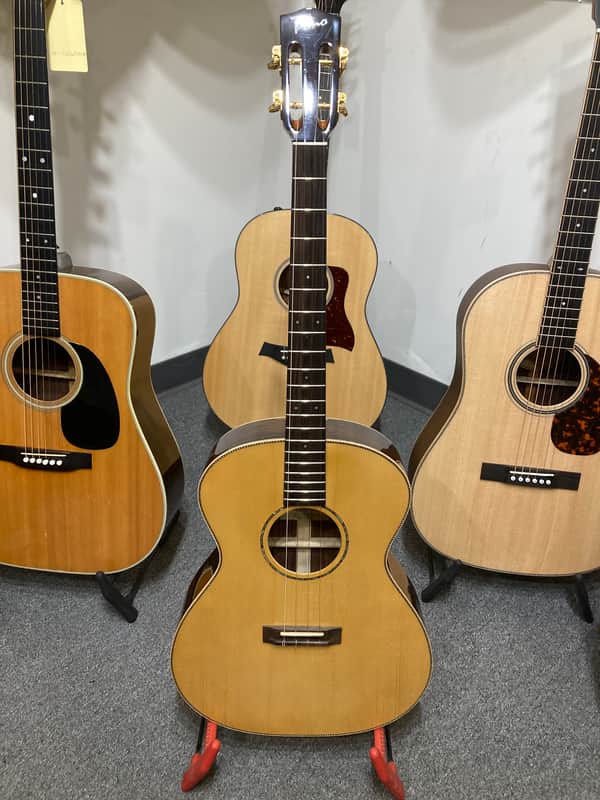 Pono BN-30D Tenor Guitar image 1
