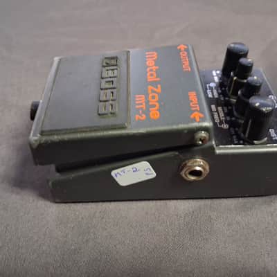 Boss MT-2 Metal Zone Guitar Pedal *** FREE SHIPPING *** image 3