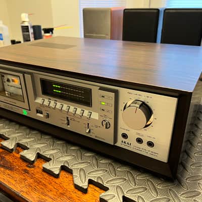 AKAI_CS-F33R カセットデッキ Akai CS-F33R vintage stereo cassette deck player with Wood case
