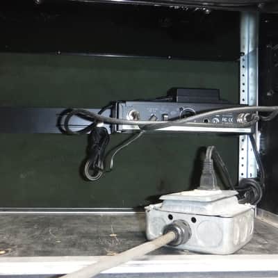 Shure SLX4 Wireless Receiver. J3 Frequency Band. 1U rack mount. image 6