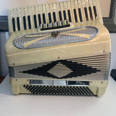 Contello Accordion 60’s in Pearl with Case Made In Italy image 1