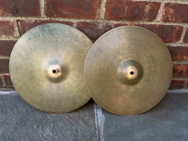 Zildjian 14" New Beat Hi Hats 1010/1360 Grams image 1