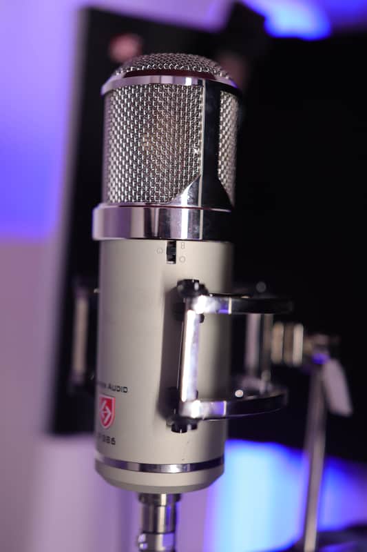 Lauten Audio Eden LT-386 Large Diaphragm Multipattern Tube Condenser Microphone 2010s - Champagne image 1