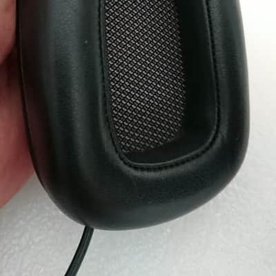 Bowers & Wilkins P7 - Black / Stainless Steel image 4