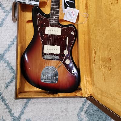 2006 Fender American Vintage AVRI '62 Jazzmaster Sunburst image 22