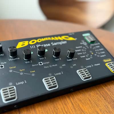 Boomerang III Phrase Sampler with Original Box image 2