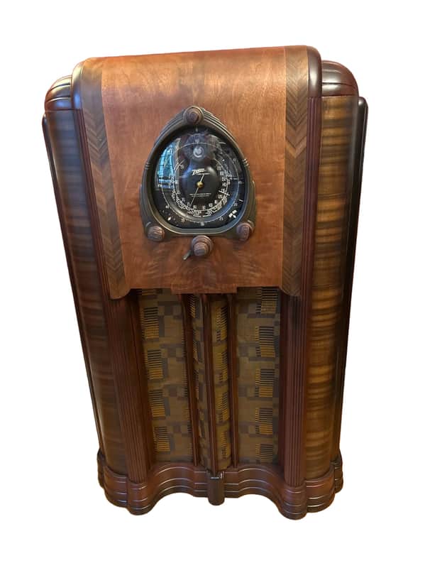 Restored Zenith 12S267 Console Radio with Bluetooth image 1