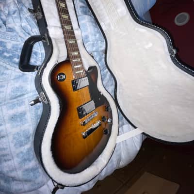 Gibson Les Paul Studio 2008 Fireburst image 2