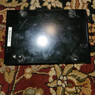 Radial ToneBone Hot-British V9 Distortion 2010s - Black/Red image 2