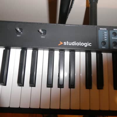 Studiologic Numa Compact 2x 88-Key Semi-Weighted Piano 2018 - Black image 11