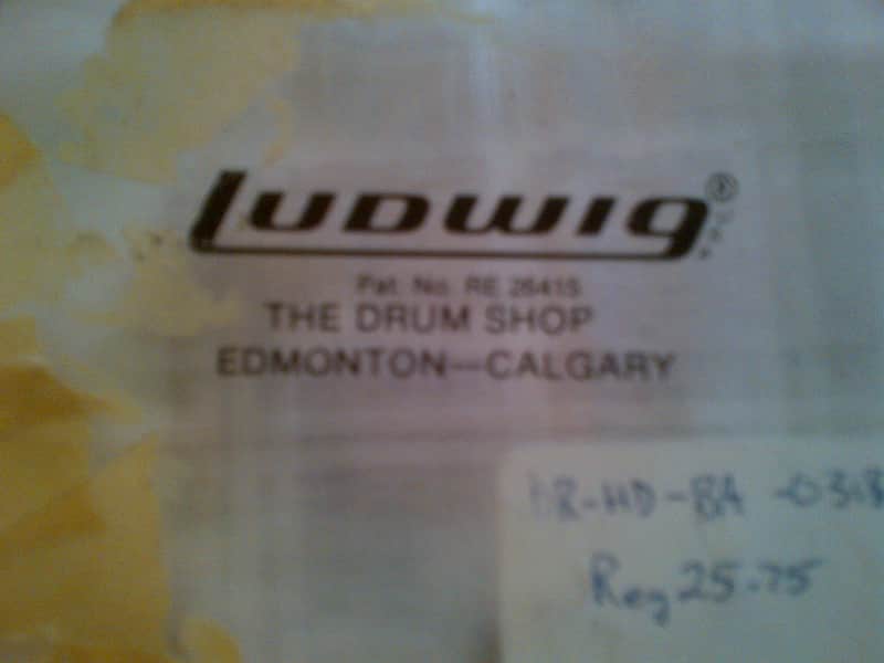 Ludwig clear 18" drum head 1995 clear image 1