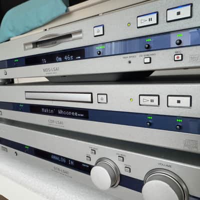 Sony Sony LISSA Complete: STR-LSA1 + MDS-LSA1 + CDP-LSA1 + Remote Controls 2000 - Excellent image 10