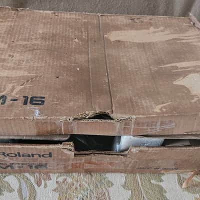 Roland  PM-16 trigger to MIDI converter w/box image 4