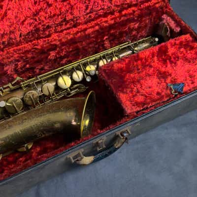 1940s Buescher Aristocrat True Tone Tenor Saxophone image 3