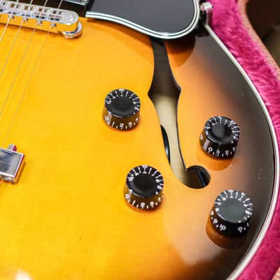 Gibson ES-135 Memphis 2000 | Sunburst image 3