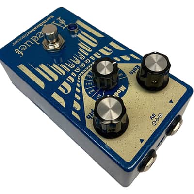 Earthquaker Devices Aqueduct Vibrato Pedal - B-Stock image 4