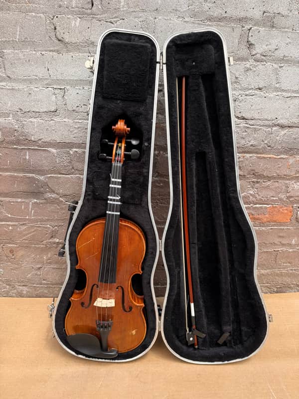 Artisan Strings Bravura Model 300 4/4 Violin (2006) – with Bow & MTS Hard Case image 1