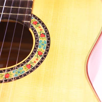 Pedro Fernández Luque 2024 – great handmade flamenco guitar - amazing value for the price - check video! image 15