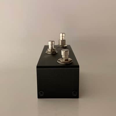PdLS 3d Morningstar MC8 side aux switch image 2