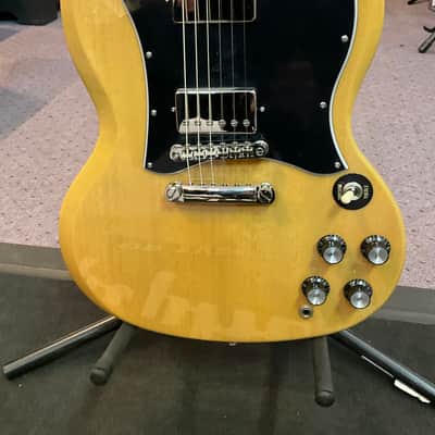 Epiphone SG Standard with Laurel Fretboard 2025 - TV Yellow image 3