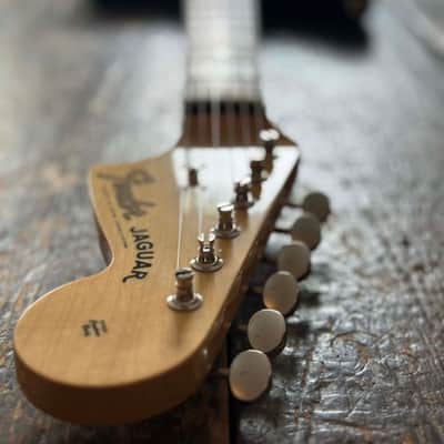 Fender Made in Japan Traditional 2025 Collection '60s Jaguar Competition Black image 6