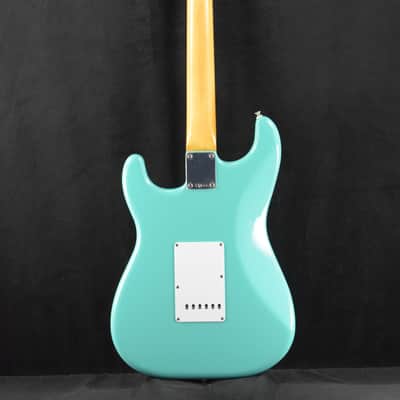 Mint Fender Vintera III Early '60s Stratocaster Seafoam Green Rosewood Fingerboard image 8