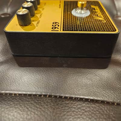 LNIB Marshall 1959 Super Lead Pedal 2025 - Black & Gold image 6