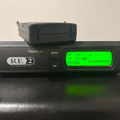 Electro-Voice RE-2 - Wireless Guitar/ Bass system image 2