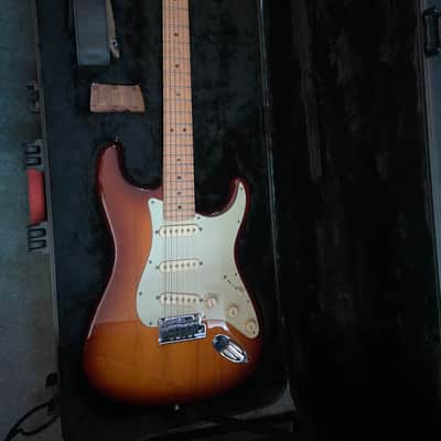 Fender American Deluxe 2015 Honey burst image 9