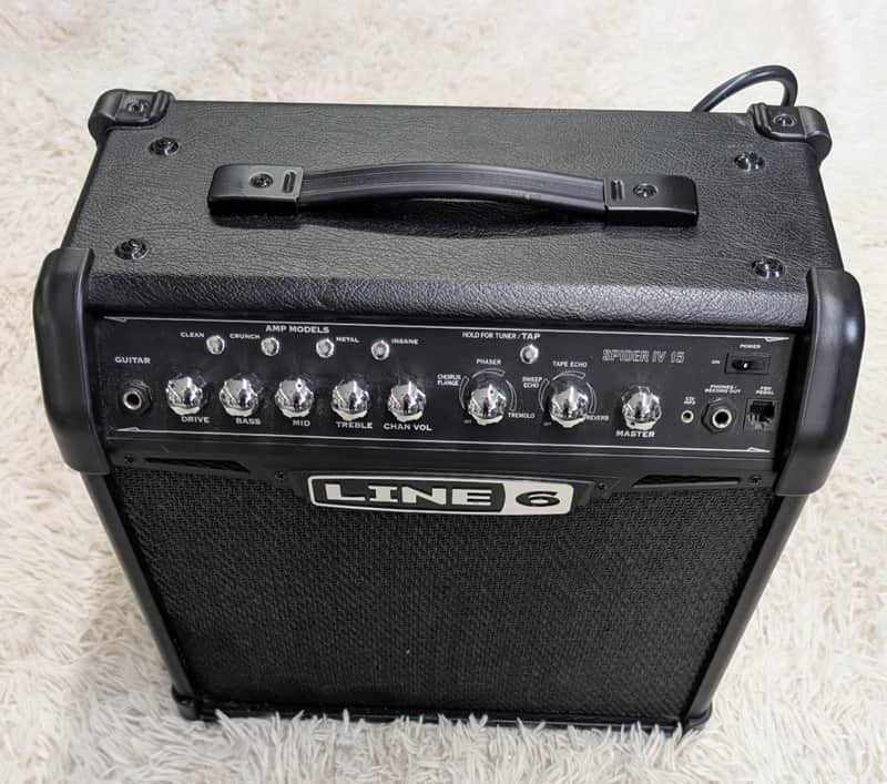 Line 6 Spider IV 15-Watt 1x8" Digital Modeling Guitar Combo Amp image 1