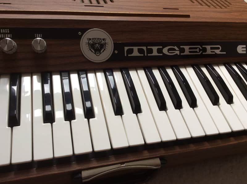 EKO Tiger 3000 . 1970's Organ Combo . Amber Wood Vintage Analogue Electric piano - made in Italy image 1