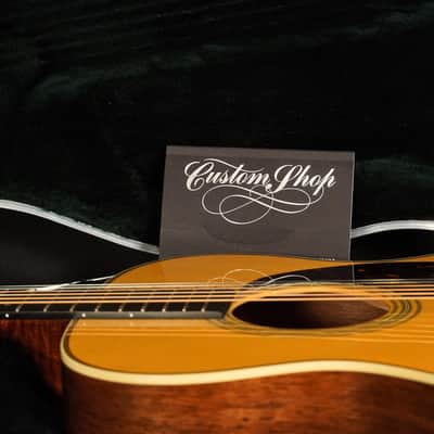 Martin Custom Shop OOO-28 Madagascar Rosewood / Adirondack 2022 - Natural image 22