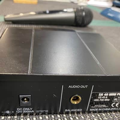 AKG SR 40 Mini Pro With HT 40 Microphone image 5