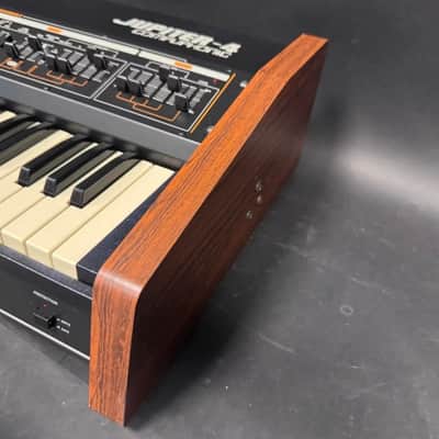 Roland Jupiter 4 synthesizer Bild 15