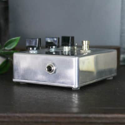 Preowened El Musico Loco el Boludo Boost / Overdrive w/ Box image 4